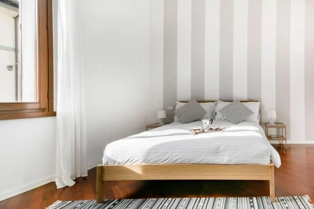 Renovated 19Th Century Apartment Florence 0*,  Italy
