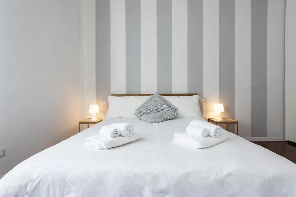 Renovated 19Th Century Apartment Florence